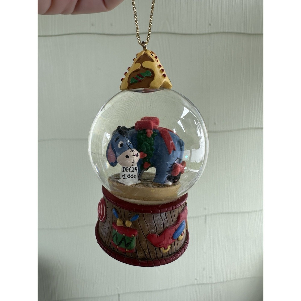 Vintage Disney Christmas Winnie‎ the Pooh Eeyore Snowglobe Ornament 2000